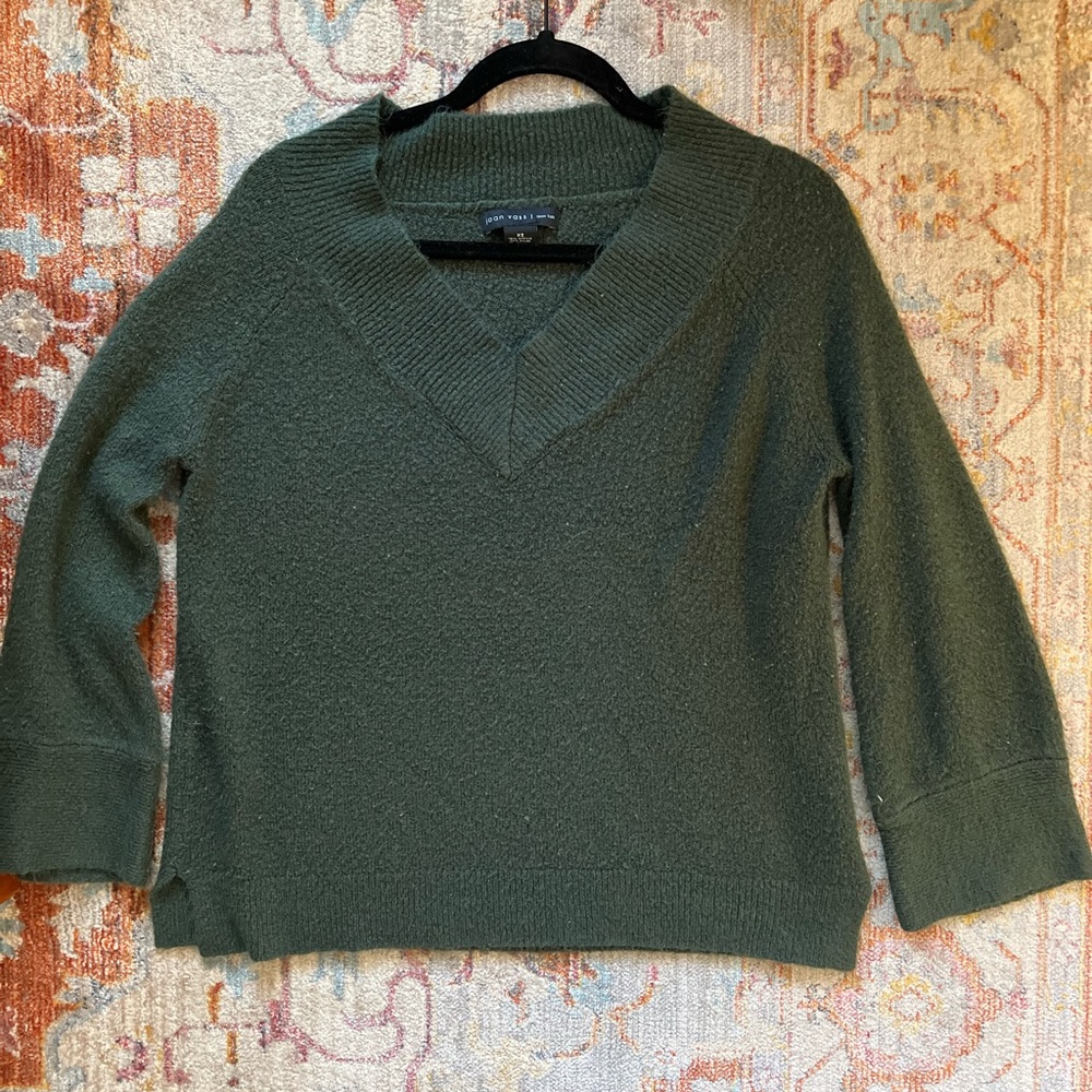 Green sweater women’s XS